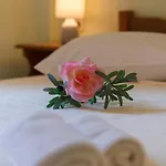 Cleopatra Apartment *